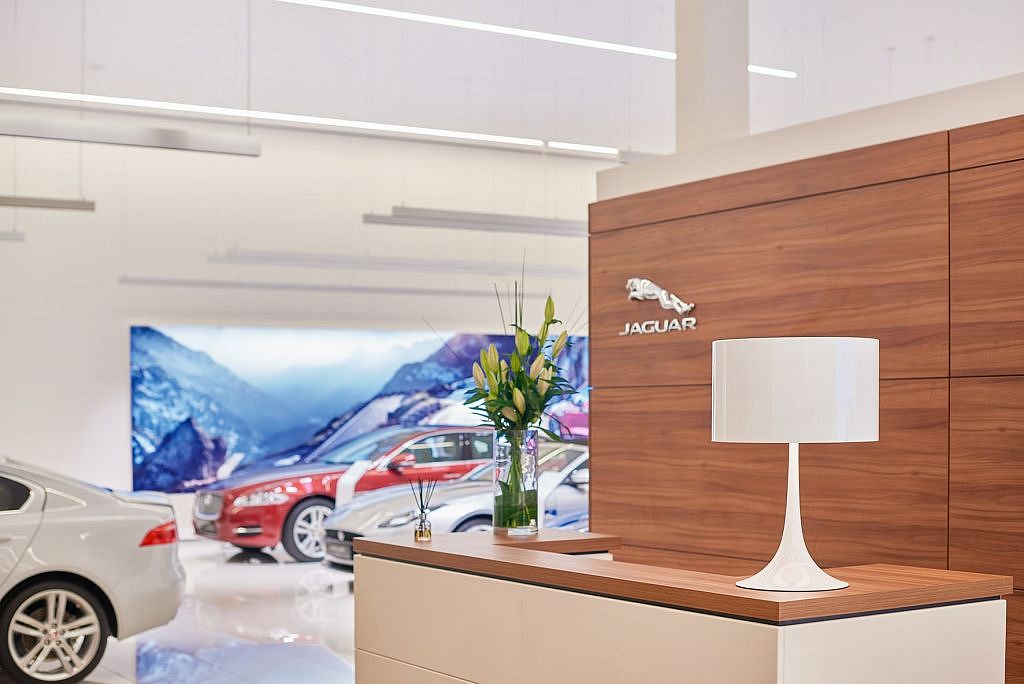 2-JLR-Dual-Brand