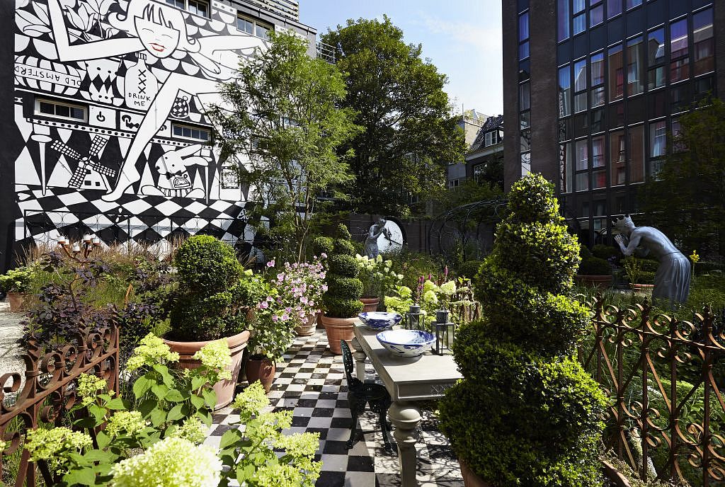 203703-Andaz Amsterdam3-0079a1-original-1460379247
