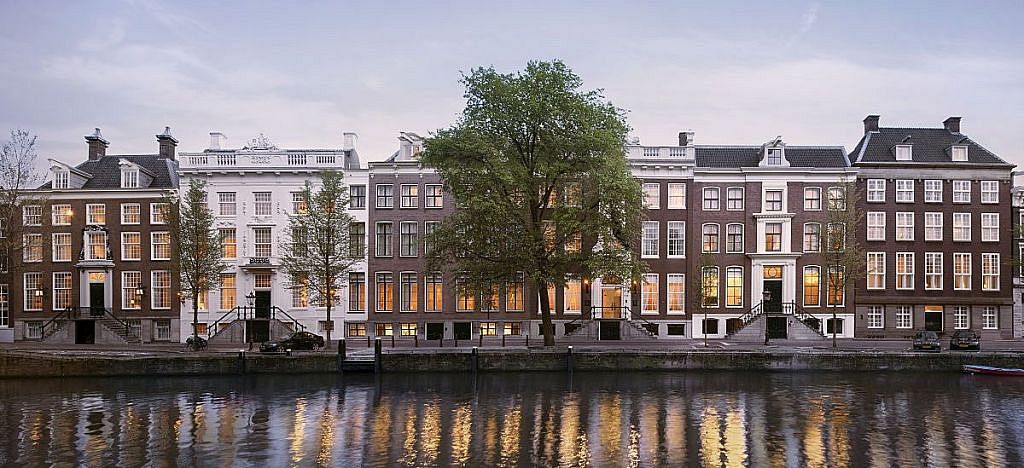 Het Waldorf Astoria is gehuisvest in maar liefst zeven panden aan de Amsterdamse Herengracht