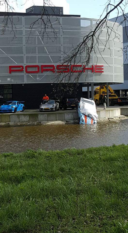 CeyxD8nW8AQffva.jpg-large