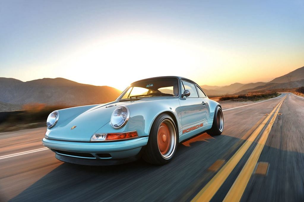 singer-911-racing-blue-58