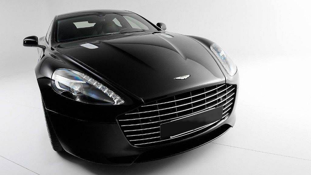 Aston-Martin-Rapide-S-Dom-Perignon-1