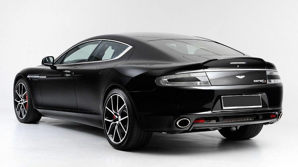 Aston-Martin-Rapide-S-Dom-Perignon-2