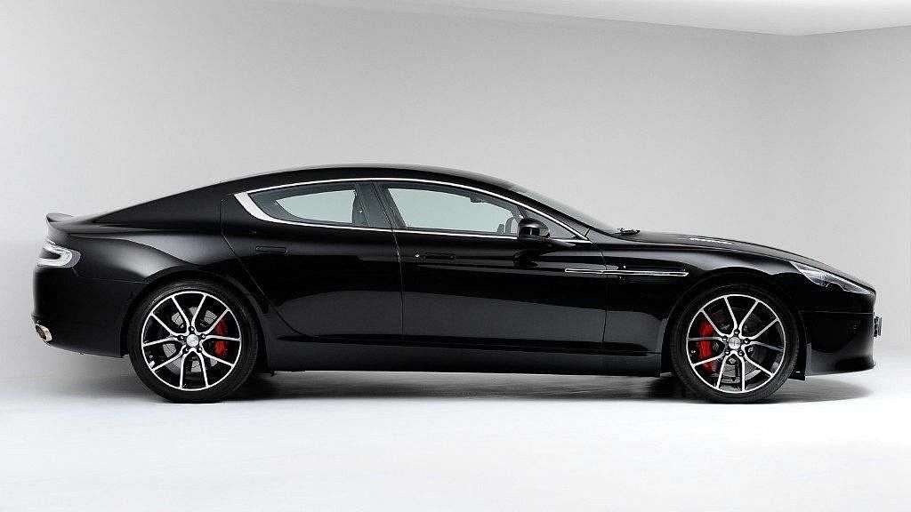 Aston-Martin-Rapide-S-Dom-Perignon-3