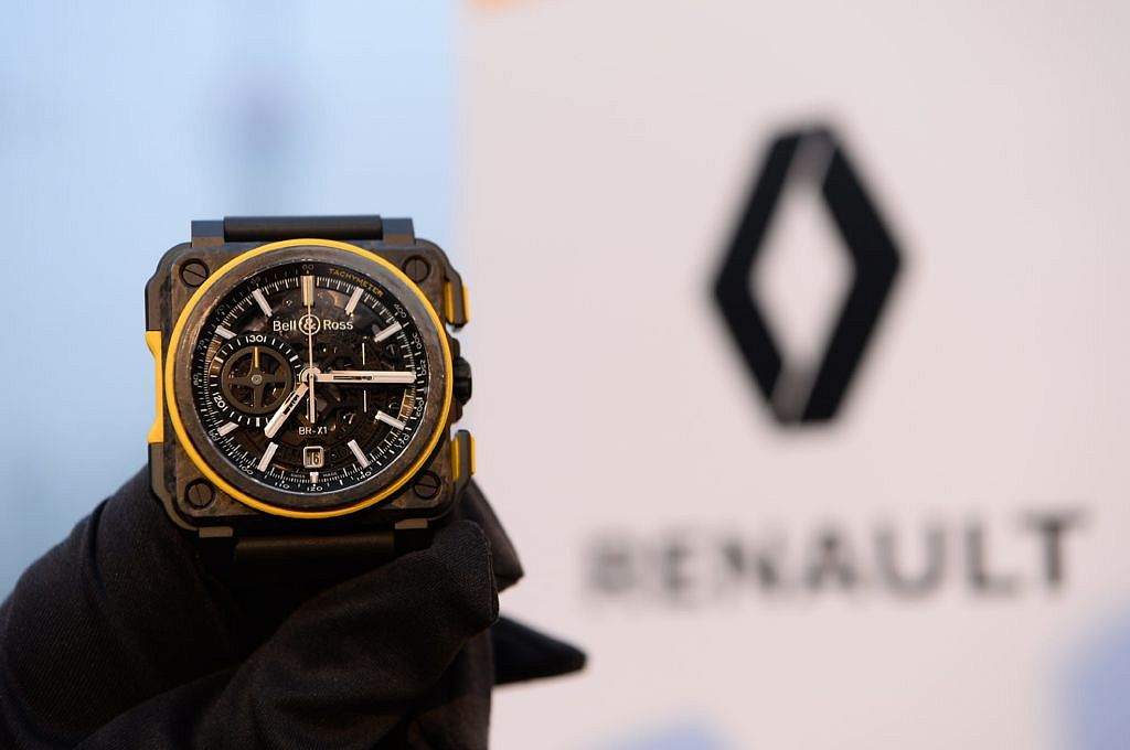 BellRoss_2016_BRX1_RS16_launch-2