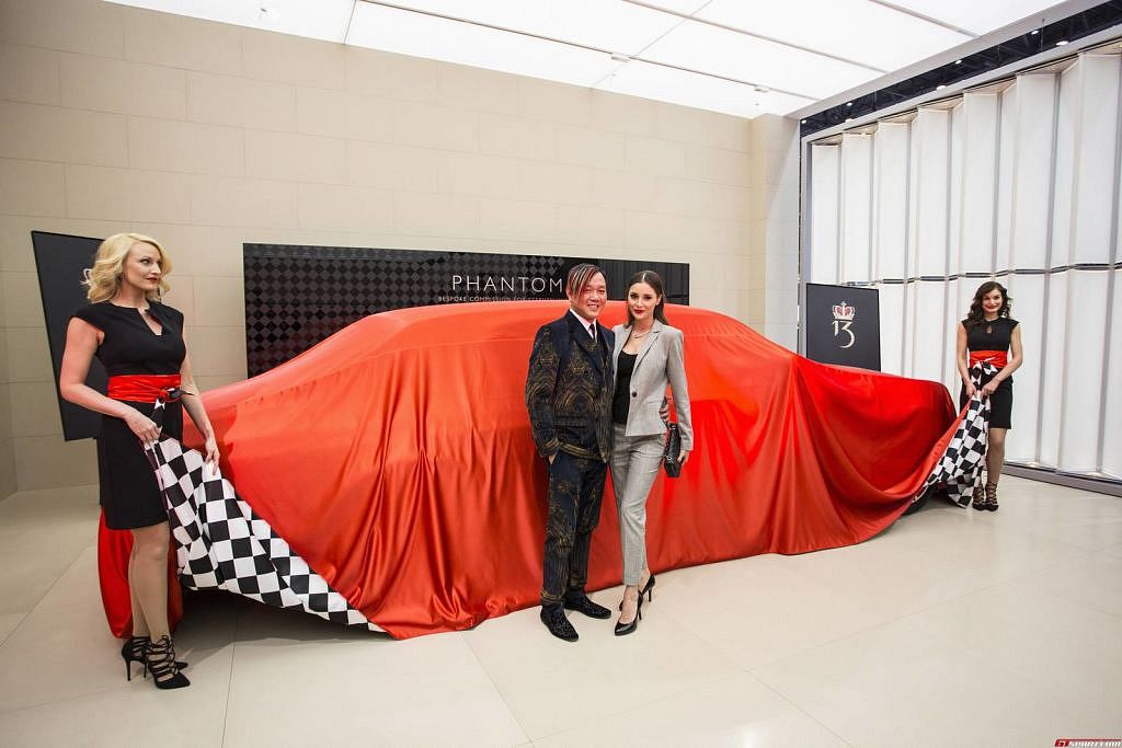 Stephen-Hung-Rolls-Royce-Phantoms-1