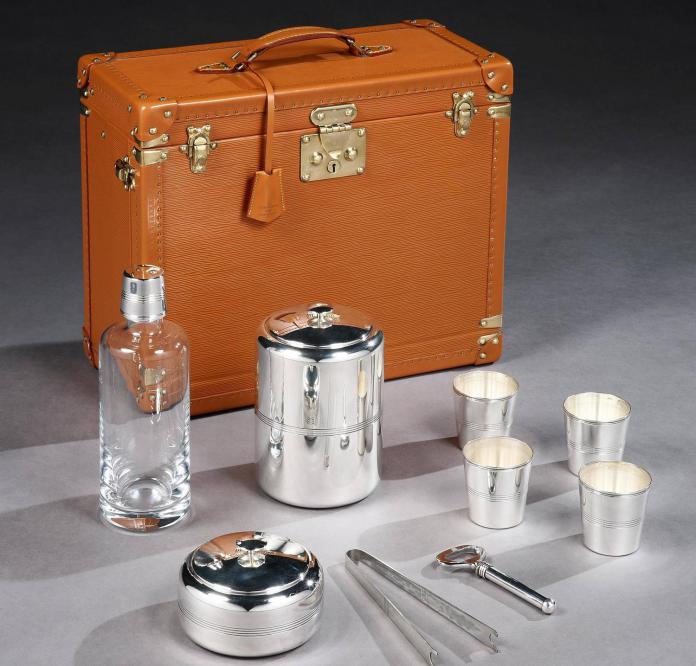 Portable-Whiskey-Bar-By-Louis-Vuitton-2