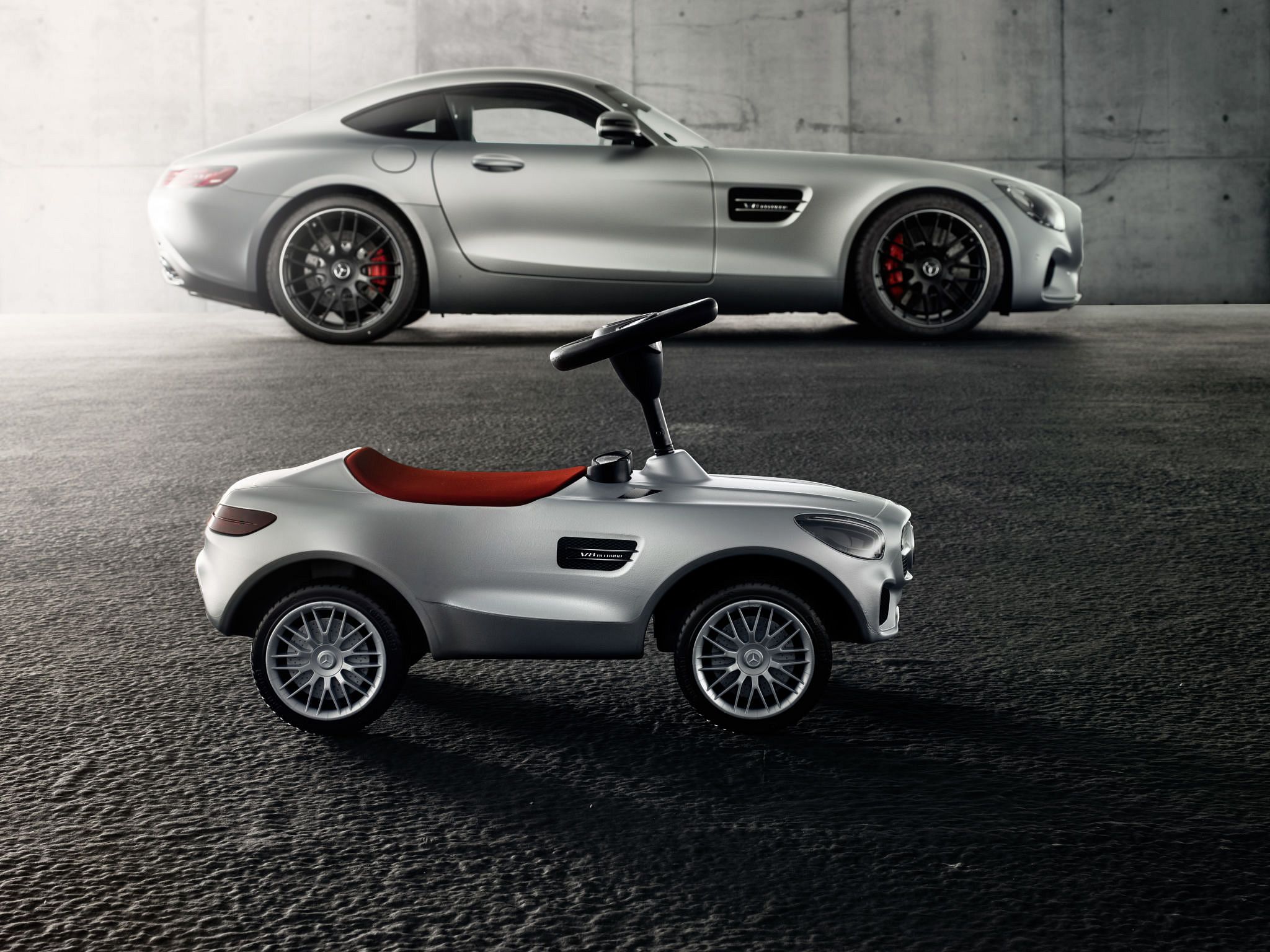 Bobby-Cars von Mercedes-Benz – Bobby-AMG GT in Silber von BIG für Mercedes-Benz ; Bobby-Cars von Mercedes-Benz – Bobby-AMG GT in silver BIG for Mercedes-Benz;