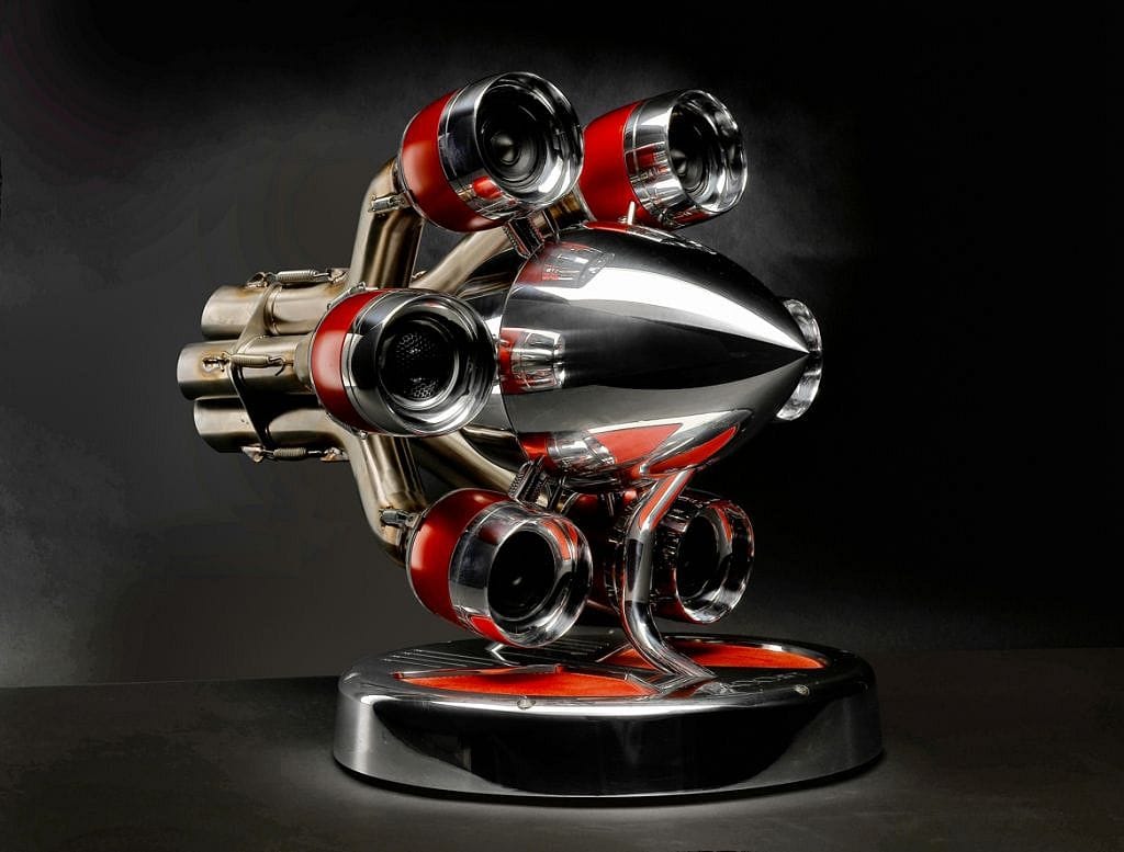 iXoost speakers gemaakt van oude racewagens Pure Luxe