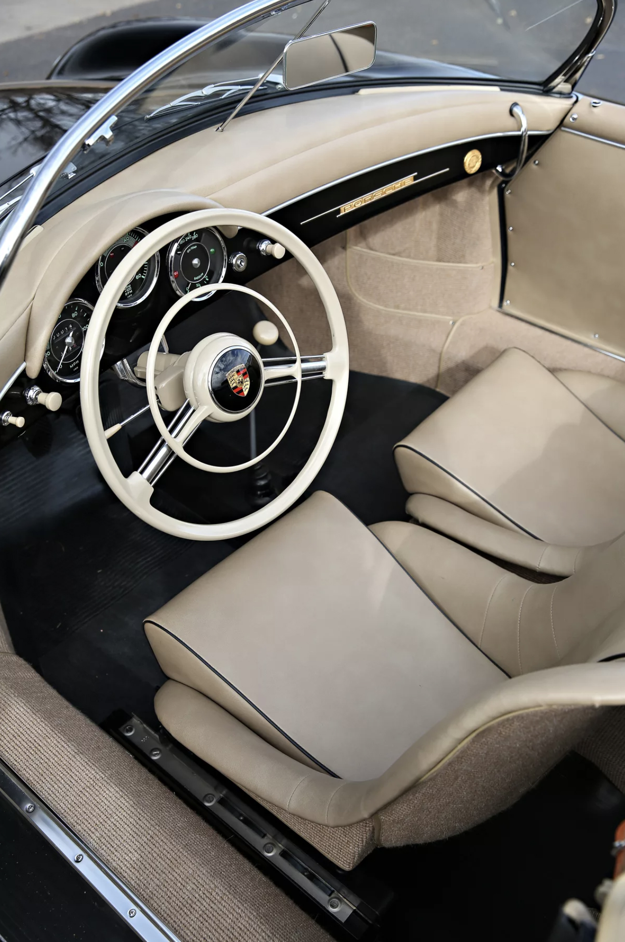 Porsche 356 Speedster geveild Gooding & Company Pure Luxe