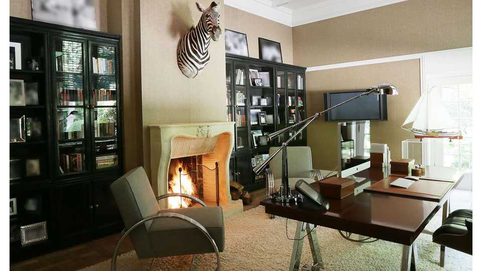 Nederlandse TV-producent Reinout Oerlemans haalt z'n villa in Laren uit de verkoop Pure Luxe