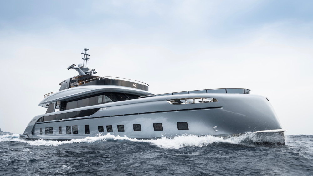 dynamiq porsche gtt 115 hybride superjacht Pure Luxe