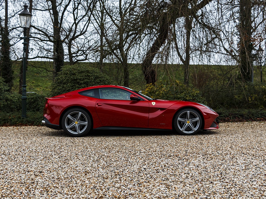 ferrari f12 berlinetta hoefnagels te koop Pure Luxe