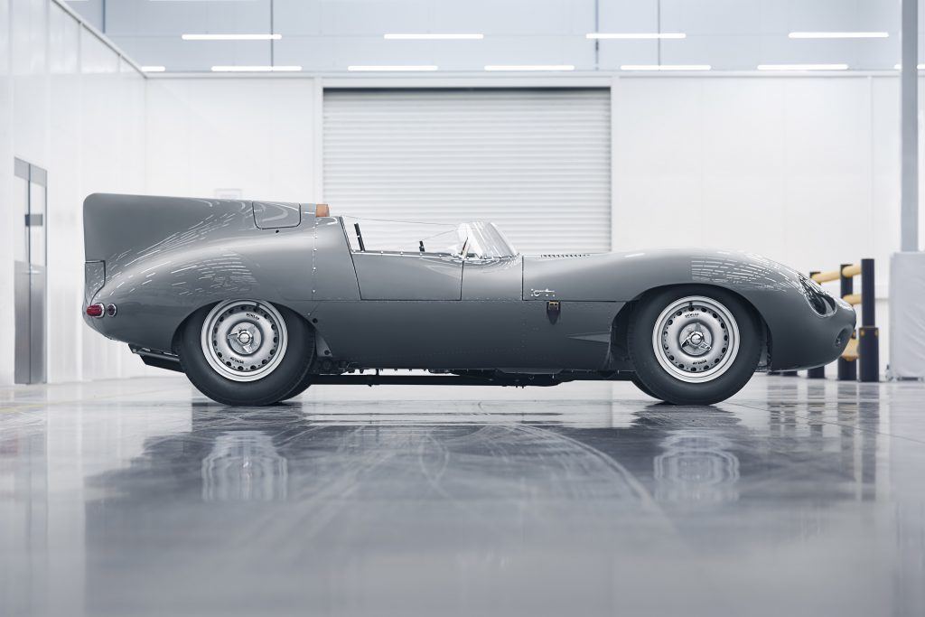 jaguar d-type land rover le mans Pure Luxe