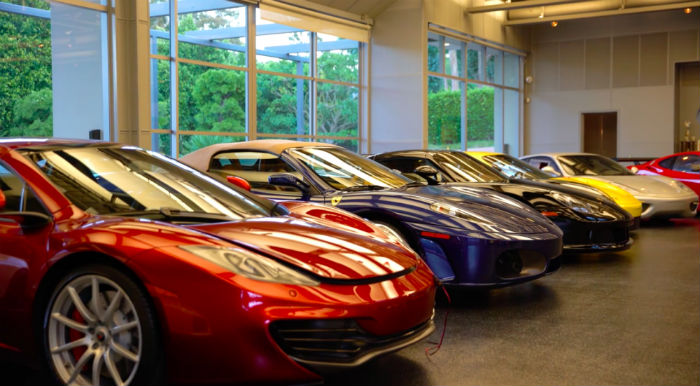 automuseum malibu californië steve goldman porsche ferrari pagani mclaren Pure Luxe