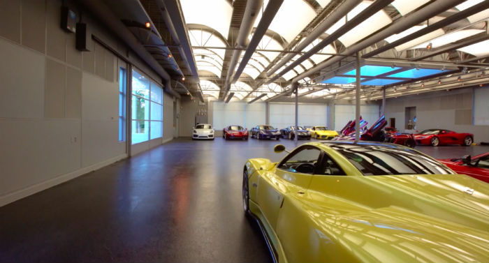 automuseum malibu californië steve goldman porsche ferrari pagani mclaren Pure Luxe