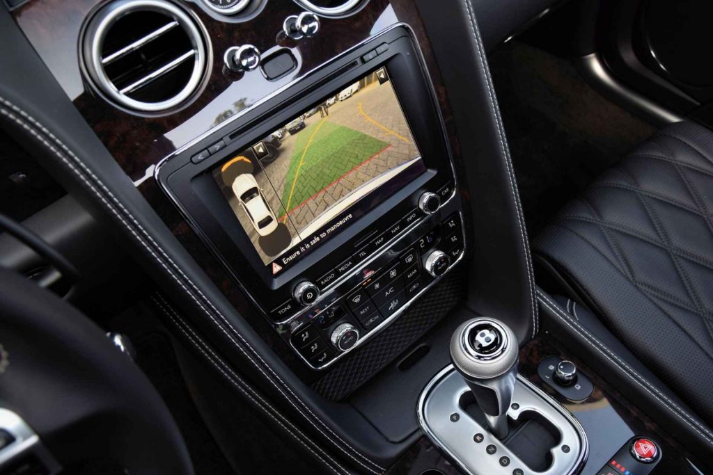 bentley flying spur mulliner v8 vd akker best Pure Luxe