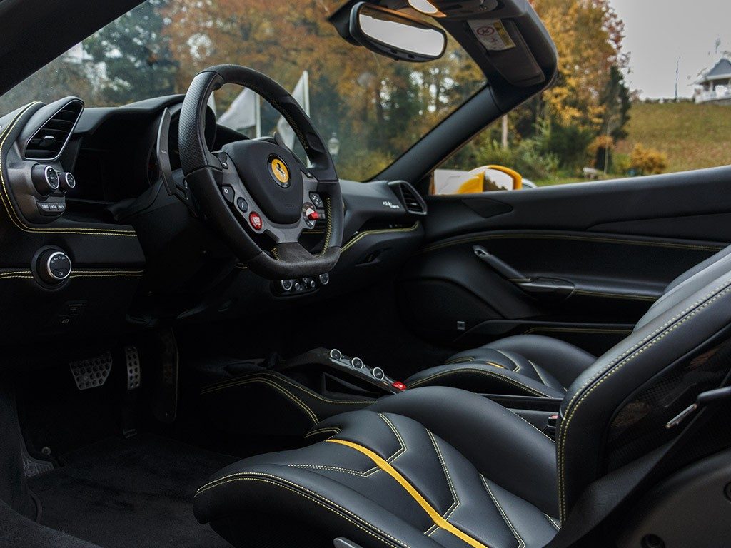 ferrari 488 gtb spider auto supercar hoefnagels Geleen Pure Luxe