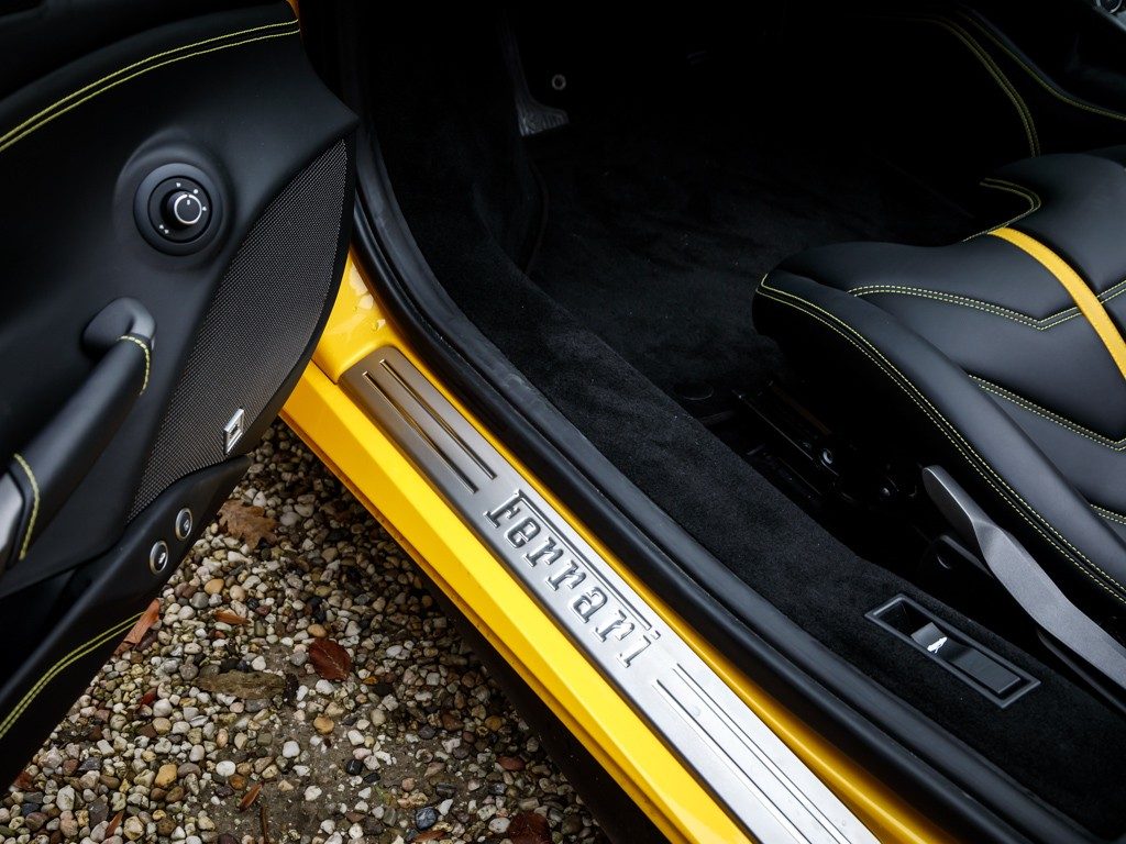 ferrari 488 gtb spider auto supercar hoefnagels Geleen Pure Luxe