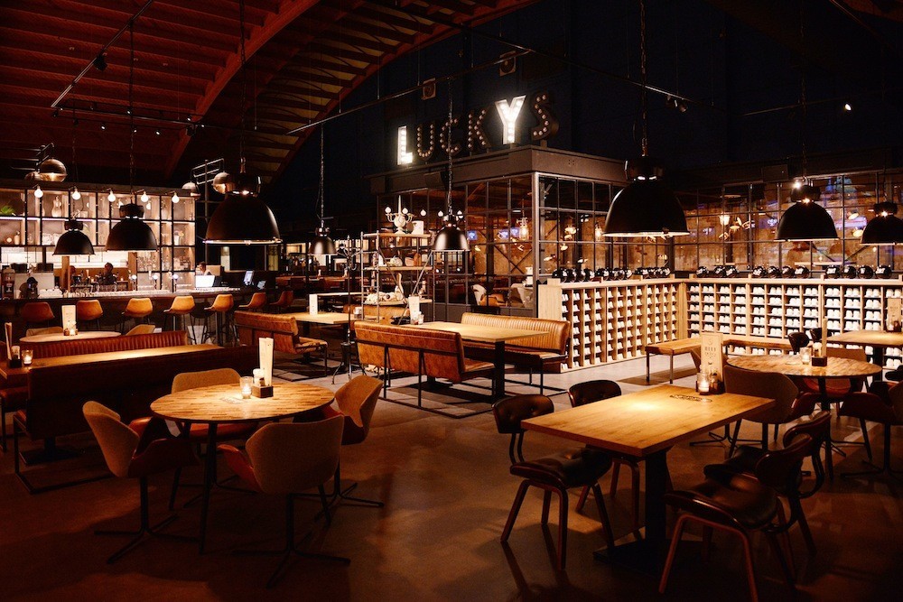 lucky's bowling bowlingbaan warmond nederland design Pure Luxe