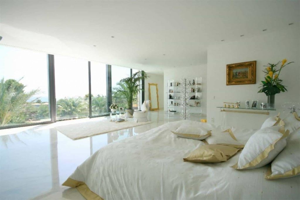 santa ponsa villa port adriano wonen mallorca Pure Luxe