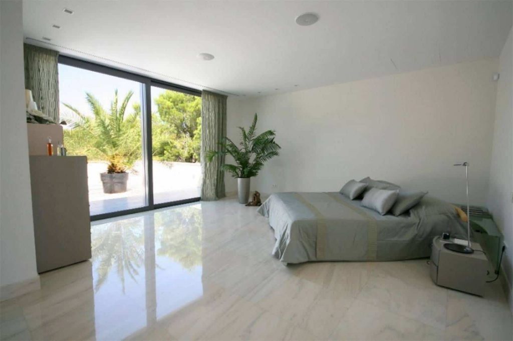 santa ponsa villa port adriano wonen mallorca Pure Luxe
