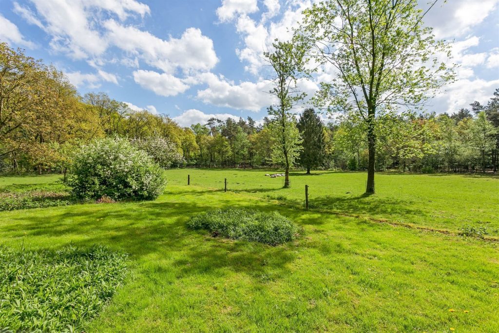 huis garderen gelderland 10 miljoen perceel Pure Luxe