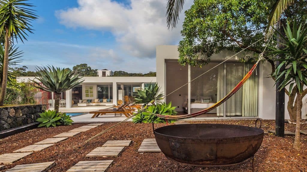 white exclusive villas & suites resort Portugal Azoren Pure Luxe