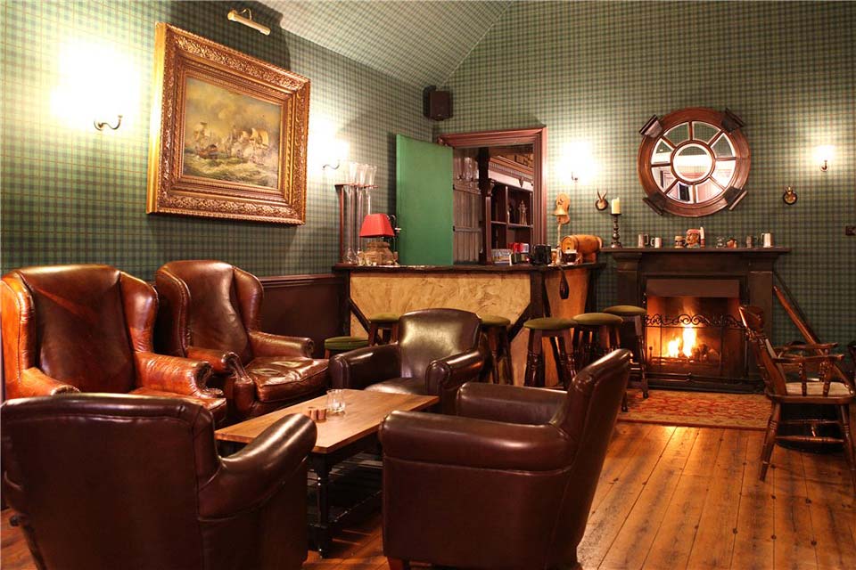 ackergill tower kasteel engeland sinclair bay knight frank Pure Luxe