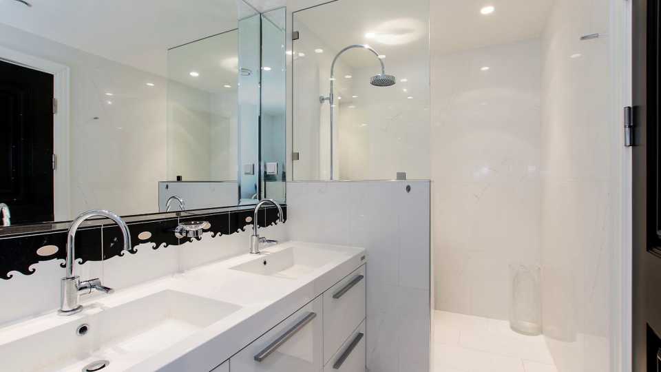 penthouse memphis depay rotterdam montivideo complex Pure Luxe