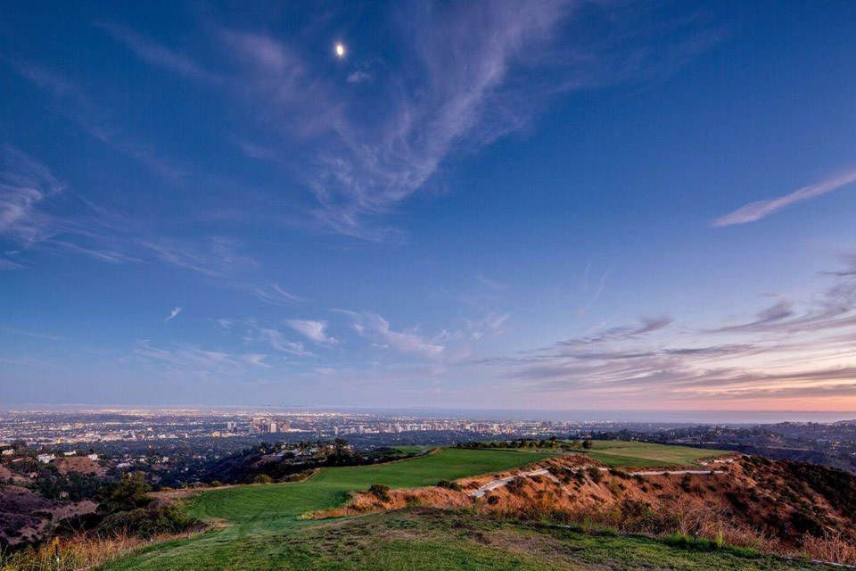 beverly hills grond makelaar aaron kirman Pure Luxe