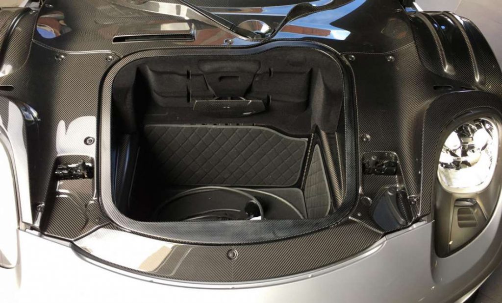 porsche 918 spyder hybride hypercar Pure Luxe