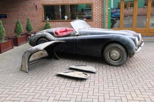 Jaguar XK120 Pure Luxe