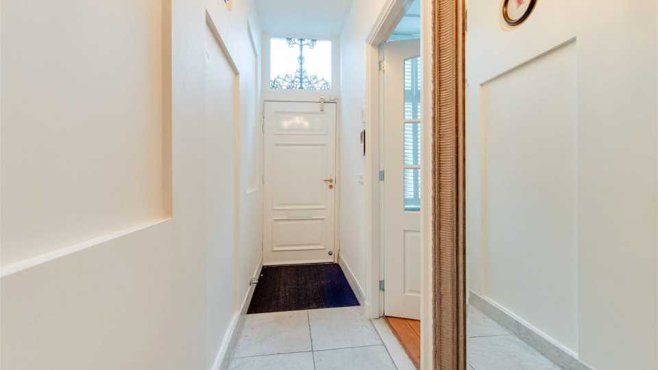 jeroen van koningsbrugge acteur grachtenpand verkoop Pure Luxe