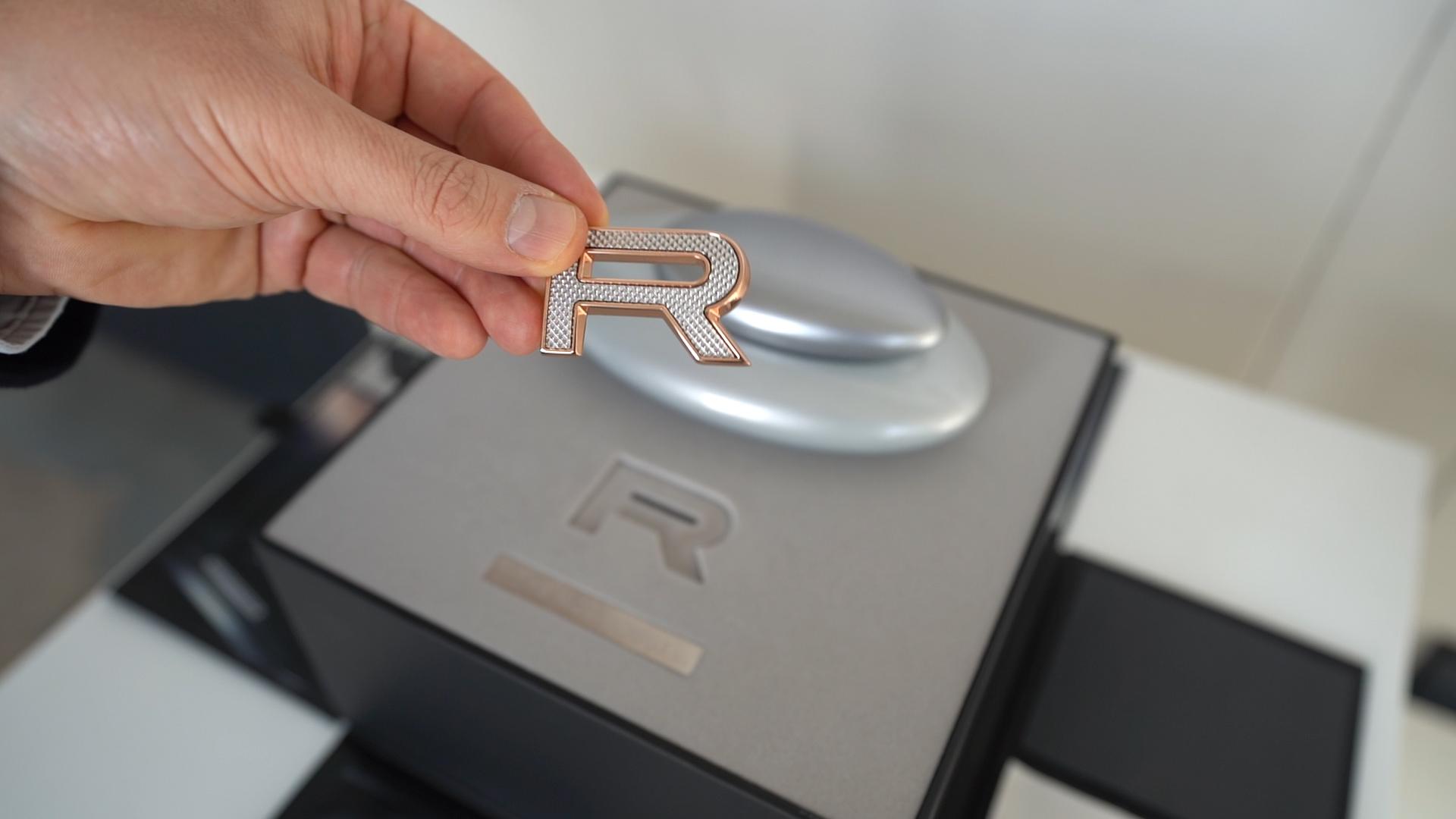 Range Rover SV Coupé Land Rover Jaguar Pure Luxe