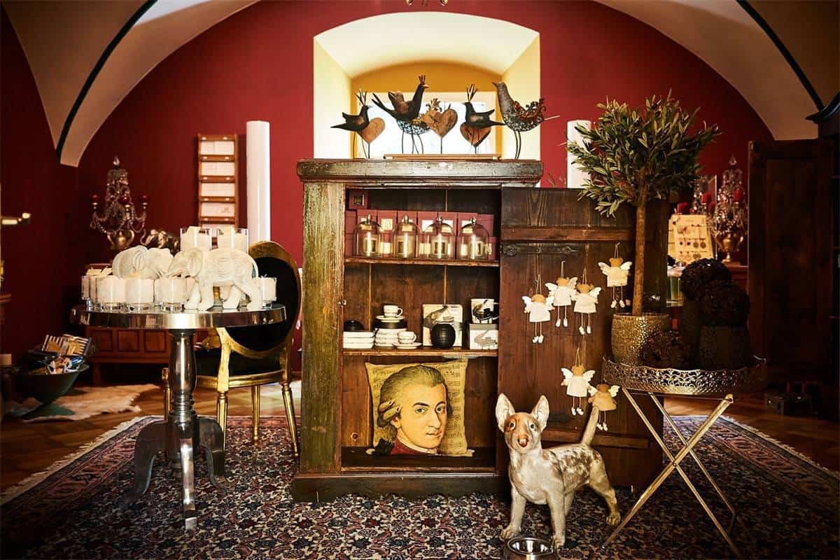 Mozart's Last Castle Pure Luxe