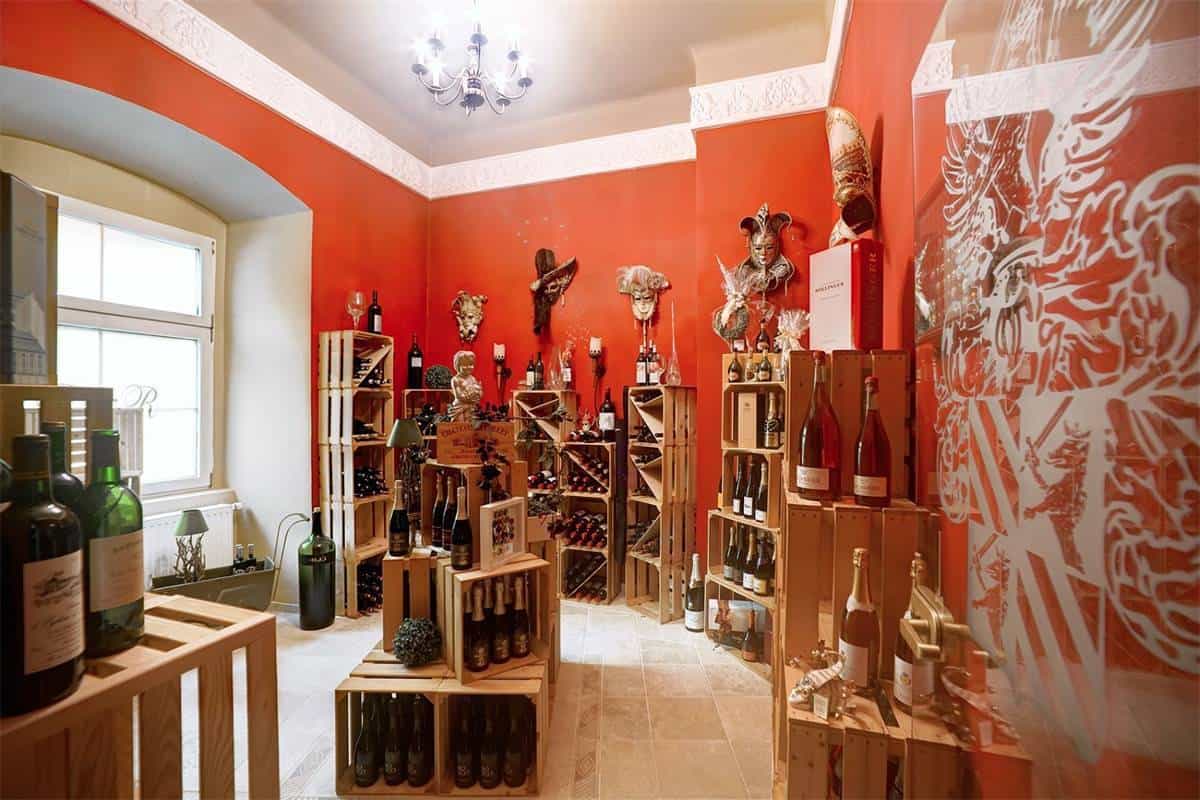 Mozart's Last Castle Pure Luxe