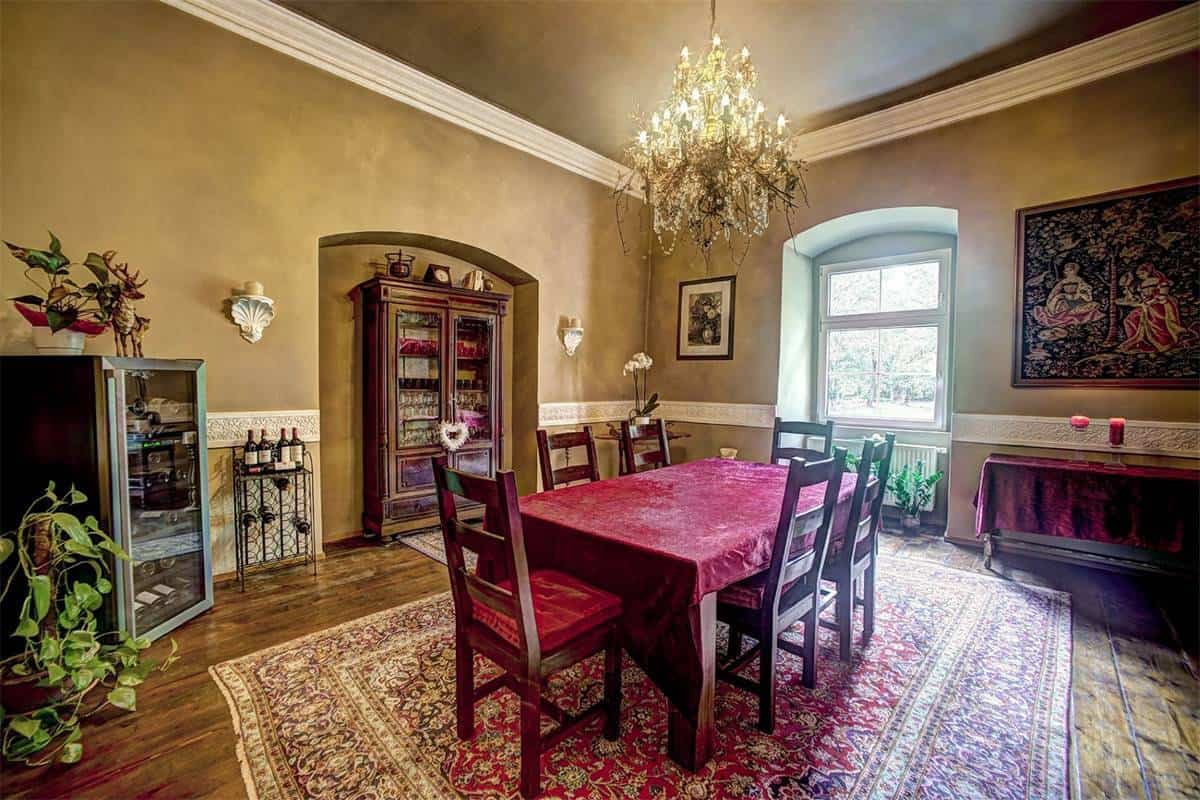 Mozart's Last Castle Pure Luxe