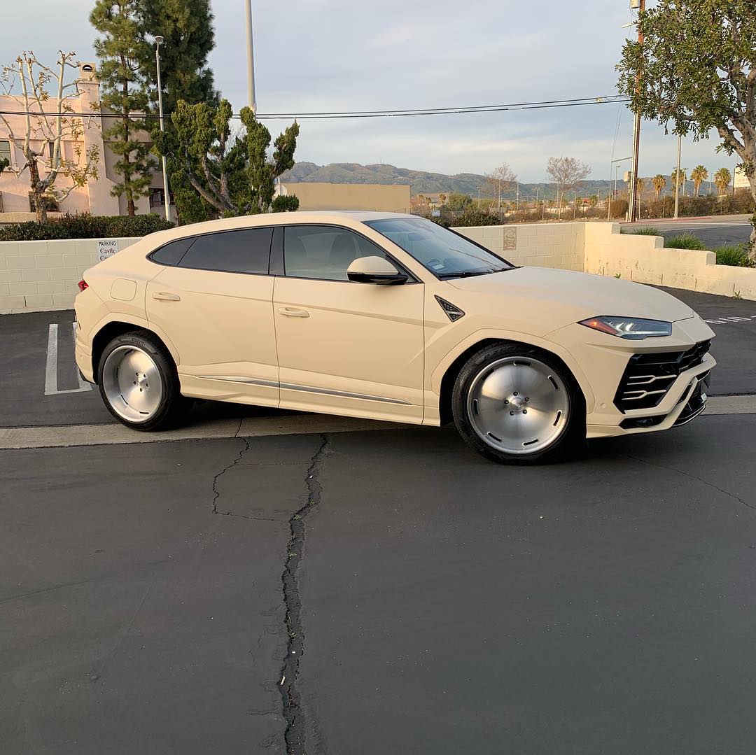 kanye west lamborghini urus Pure Luxe