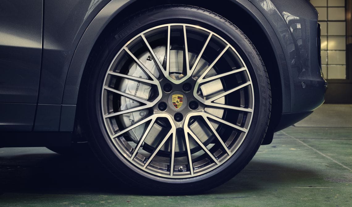 porsche cayenne coupe suv Pure Luxe