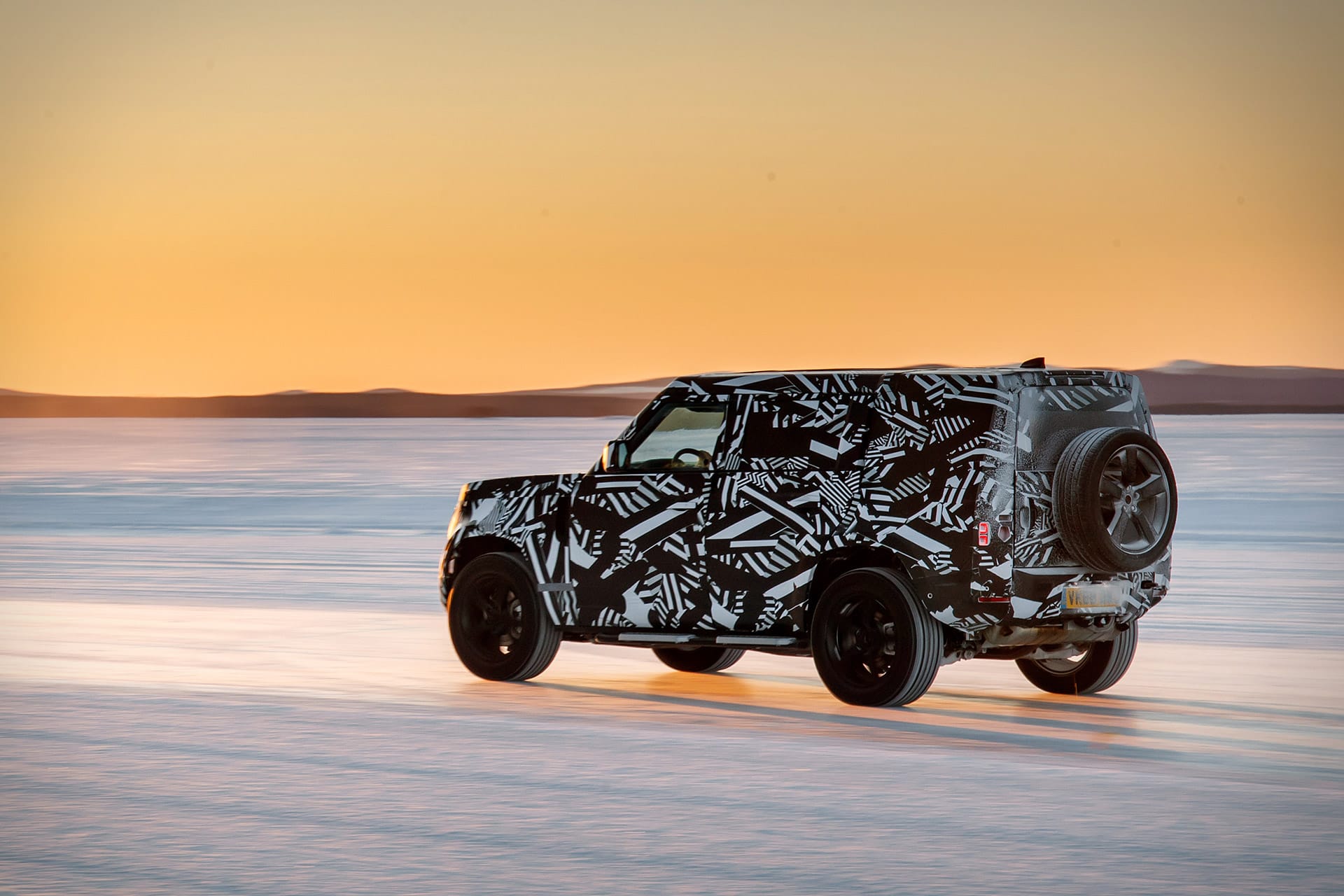 land rover defender 2020 Pure Luxe