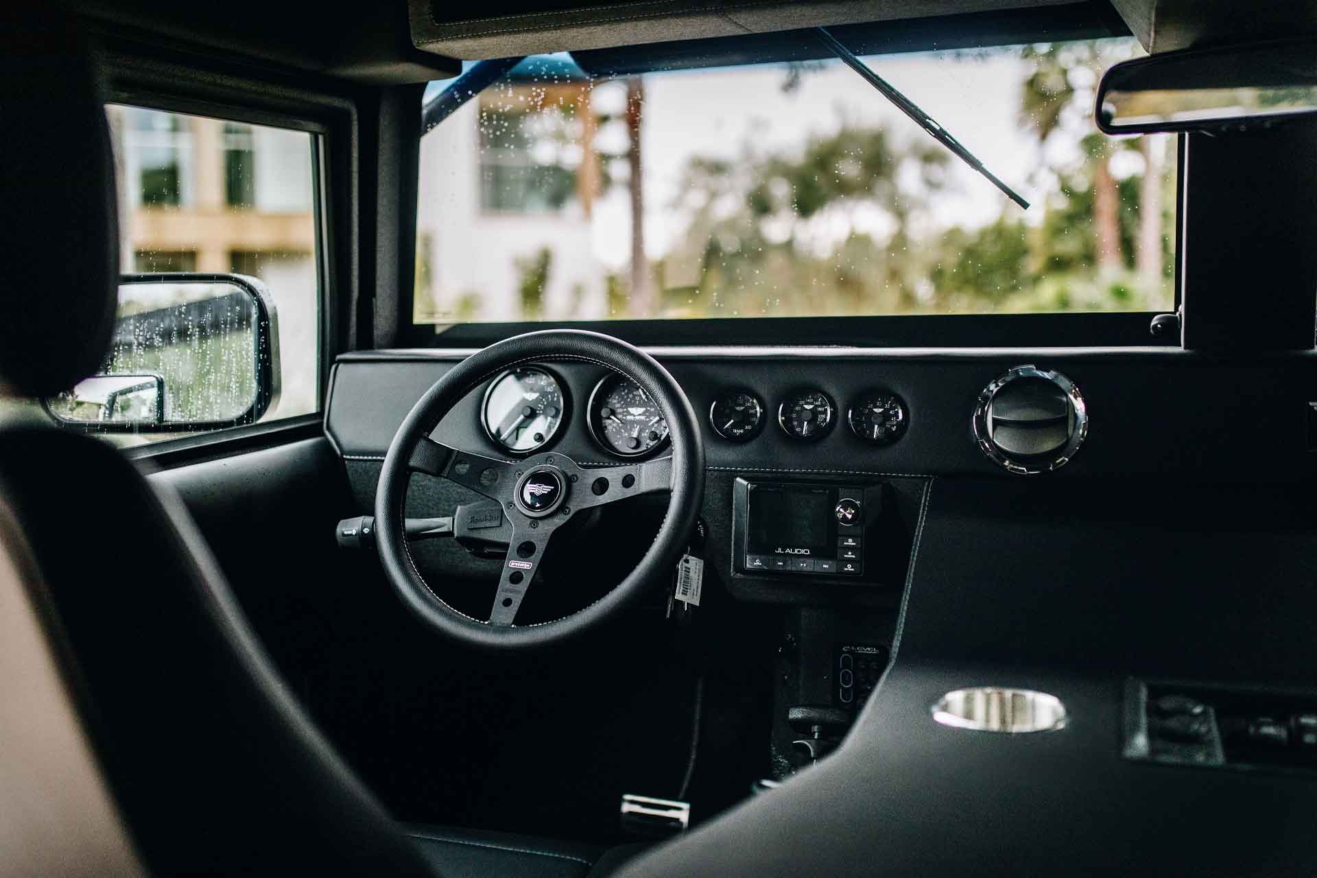 mil-spec hummer h1 06 suv Pure Luxe
