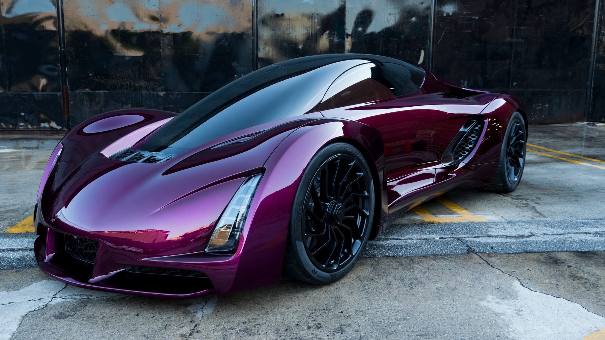 divergent 3d blade 3d-geprinte hypercar Pure Luxe