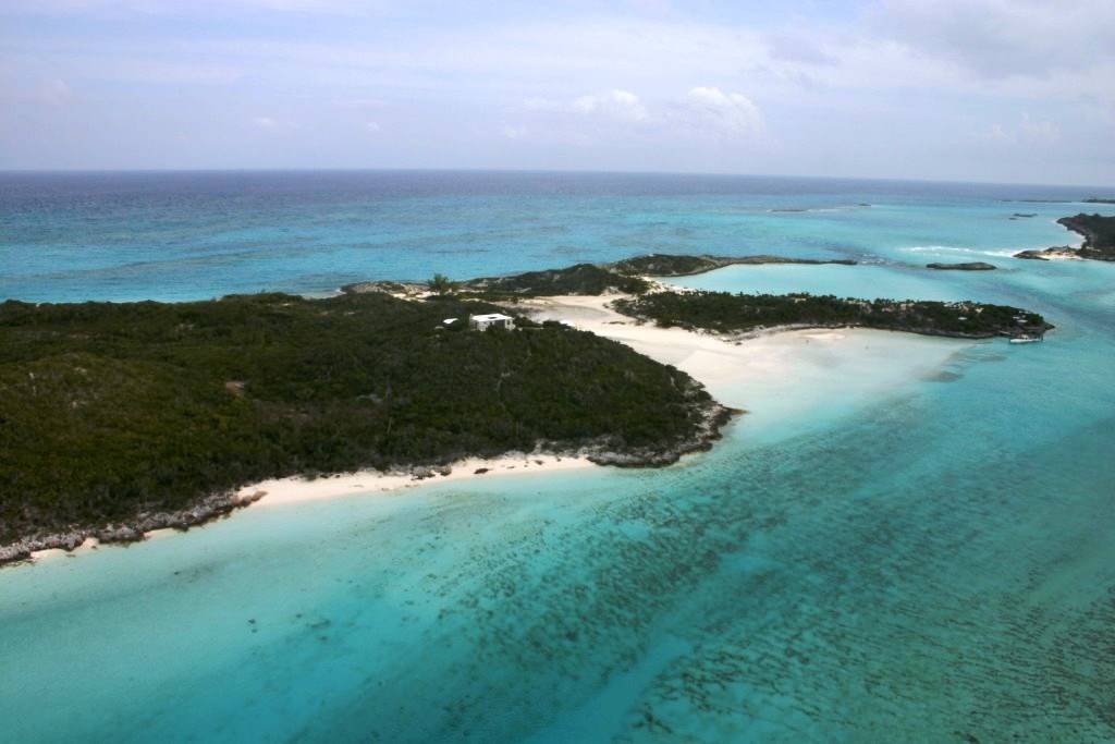 fyre festival eiland bahama's hg christie Pure Luxe