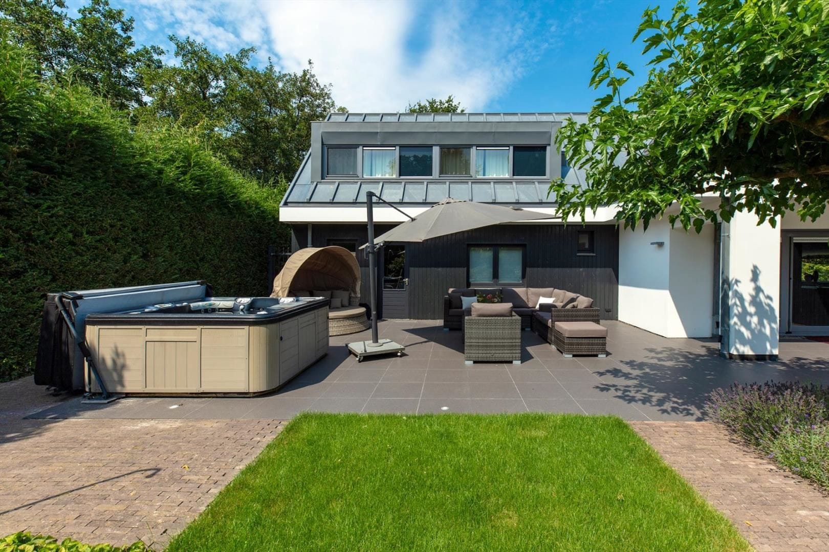 villa van YouTuber GIO