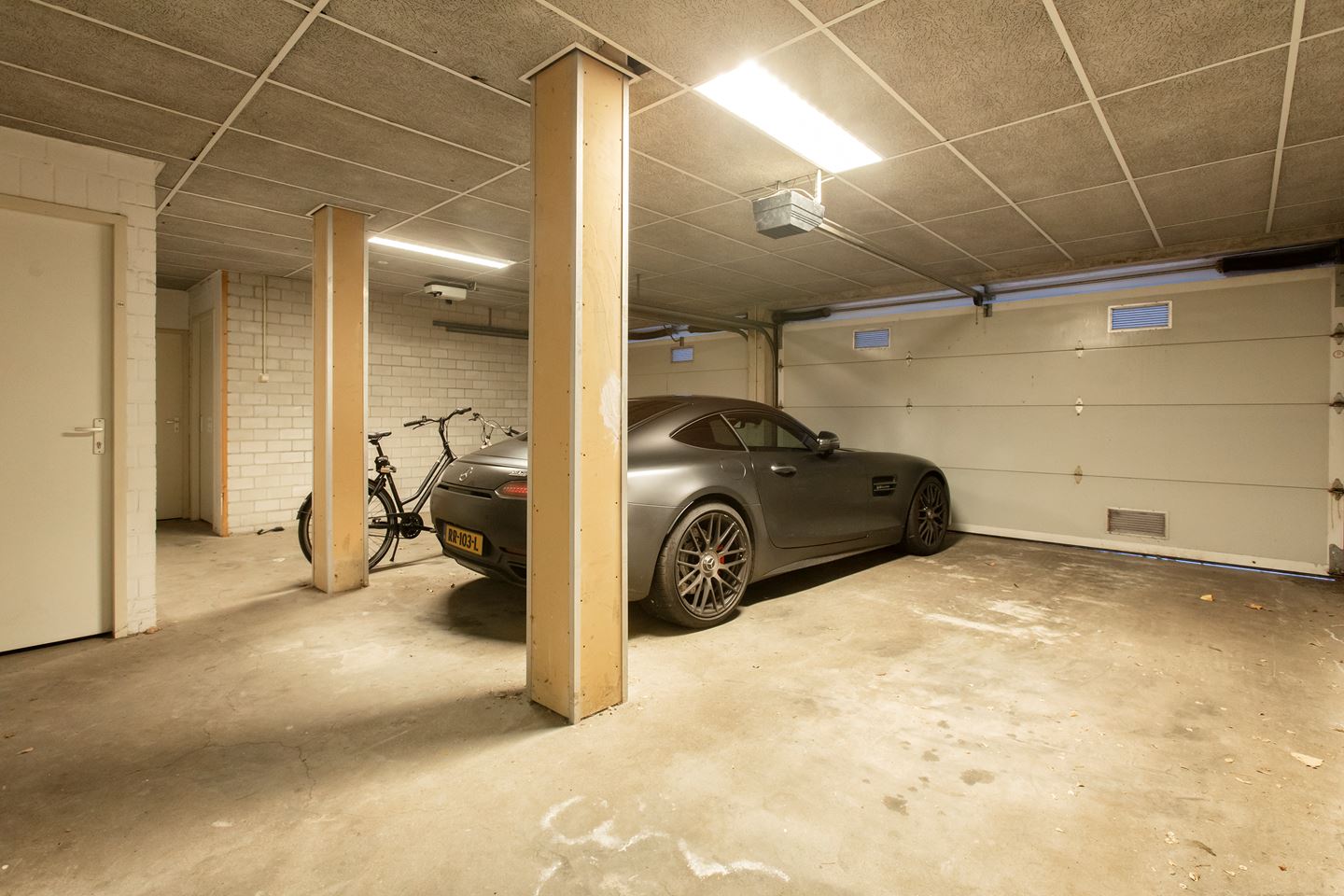 garage