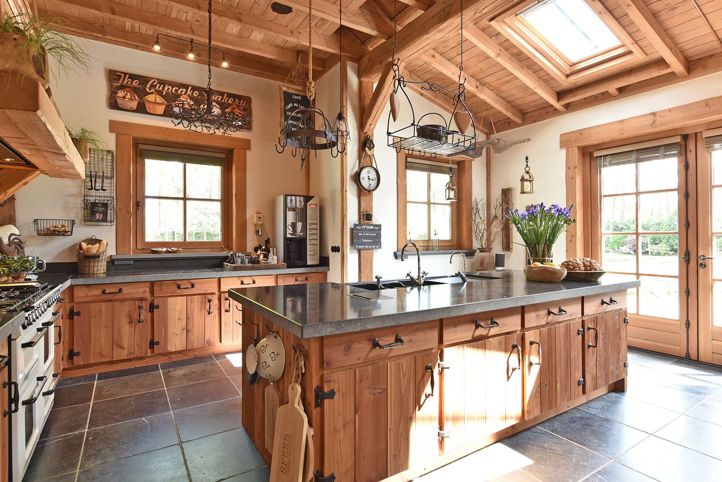 Villa hout