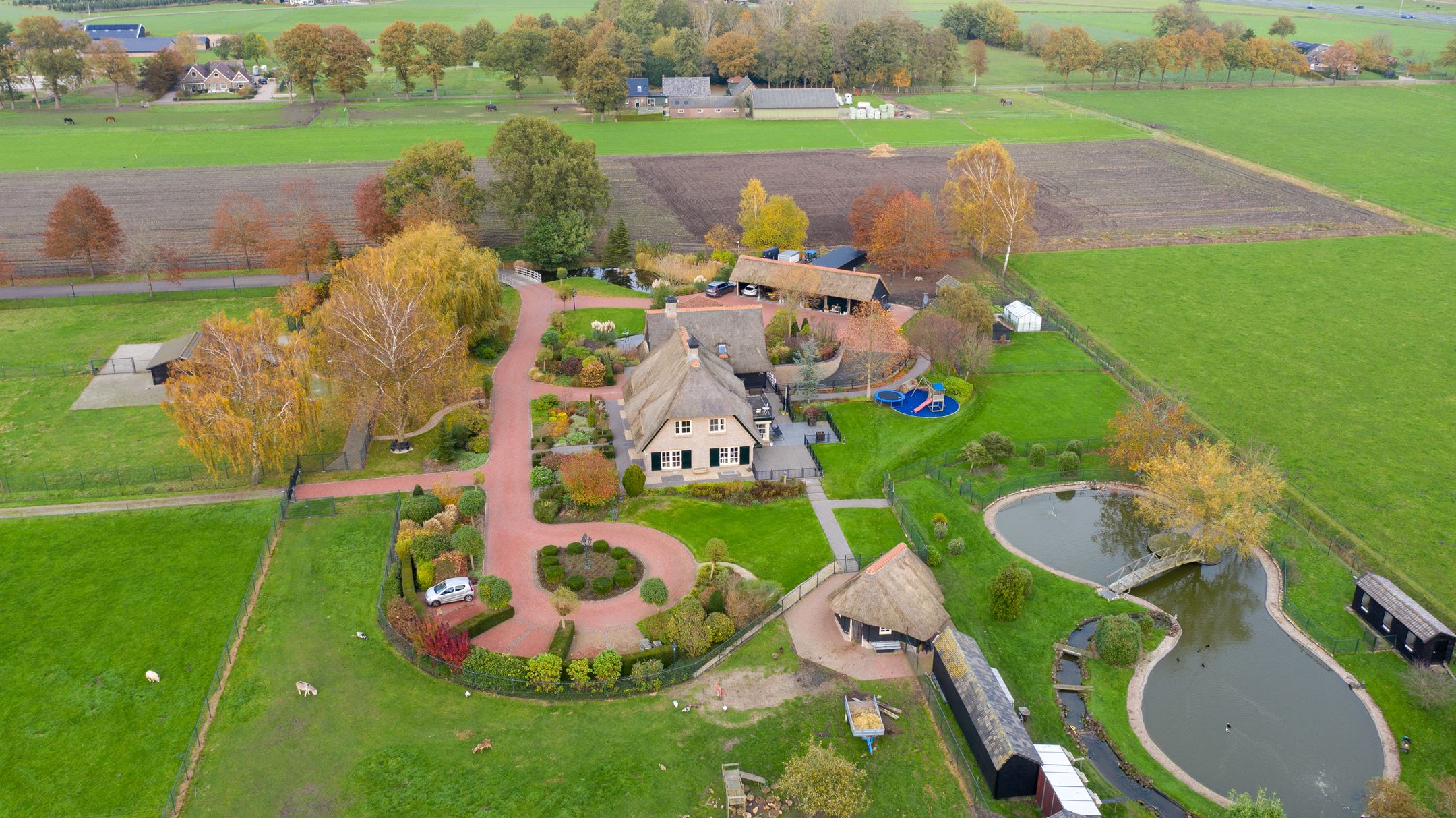 rietgedekte landhuis