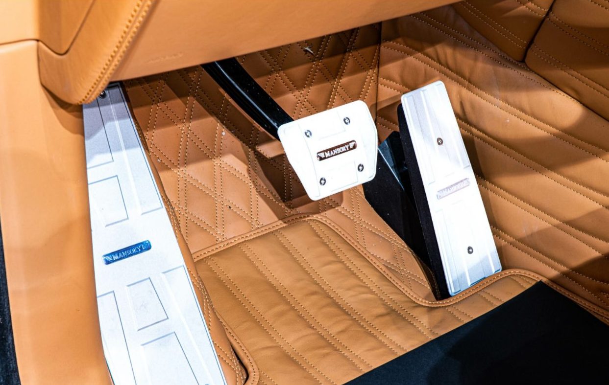 Rolls-Royce Cullinan Mansory