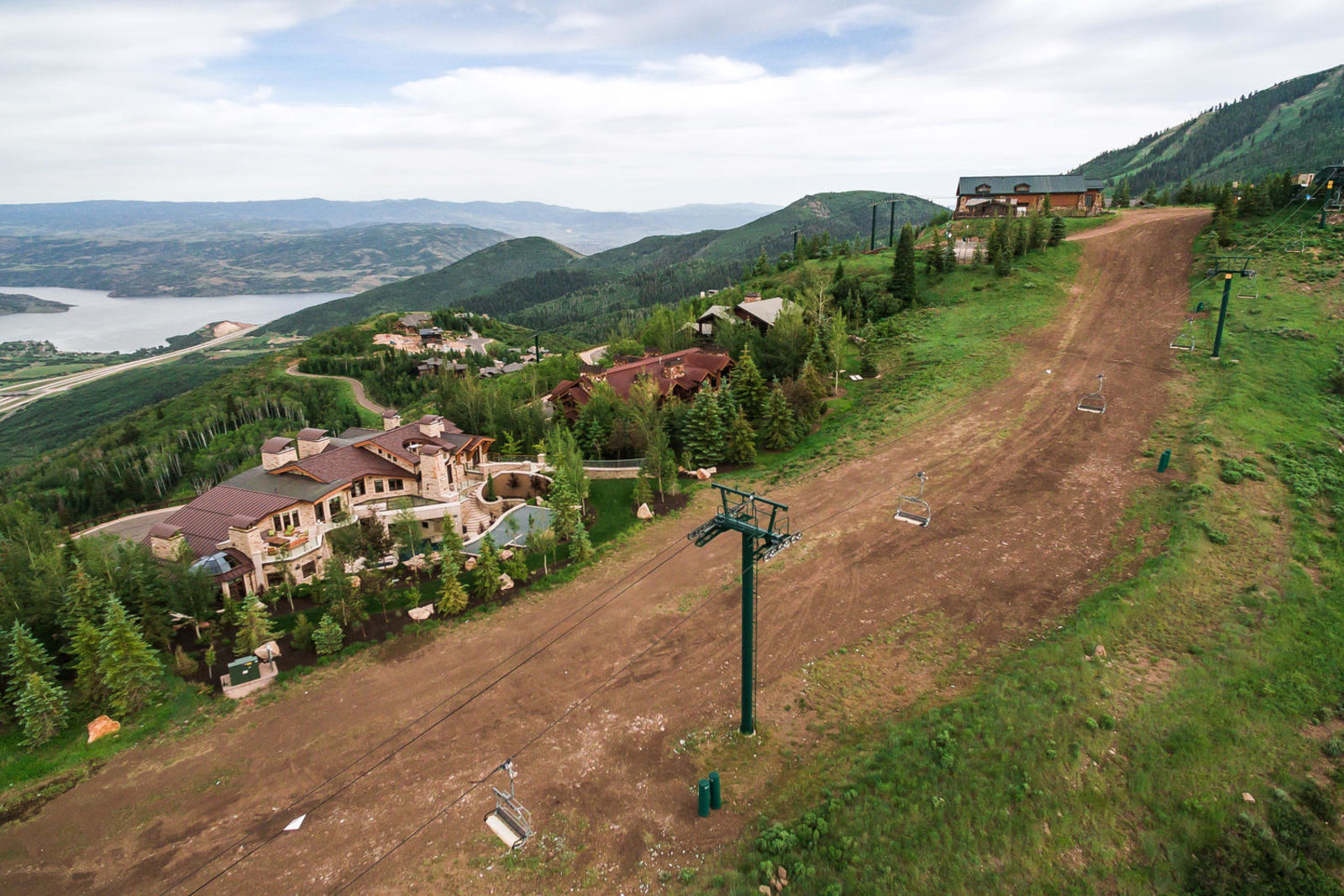 landhuis/ski-resort